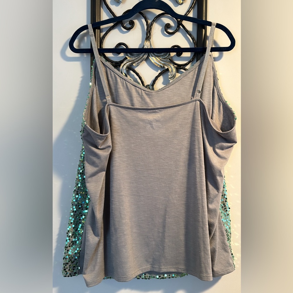 Lane Bryant Front Green Sequined Cami - Picture 3 of 3